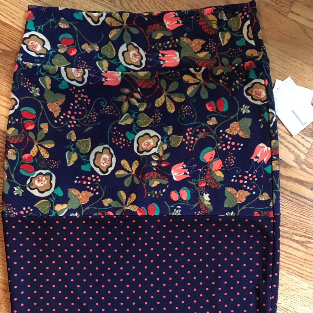 LuLaRoe Cassie skirt